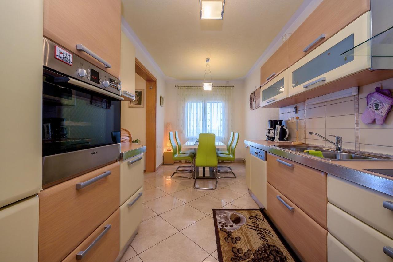 Apartments Juric Podstrana Ngoại thất bức ảnh