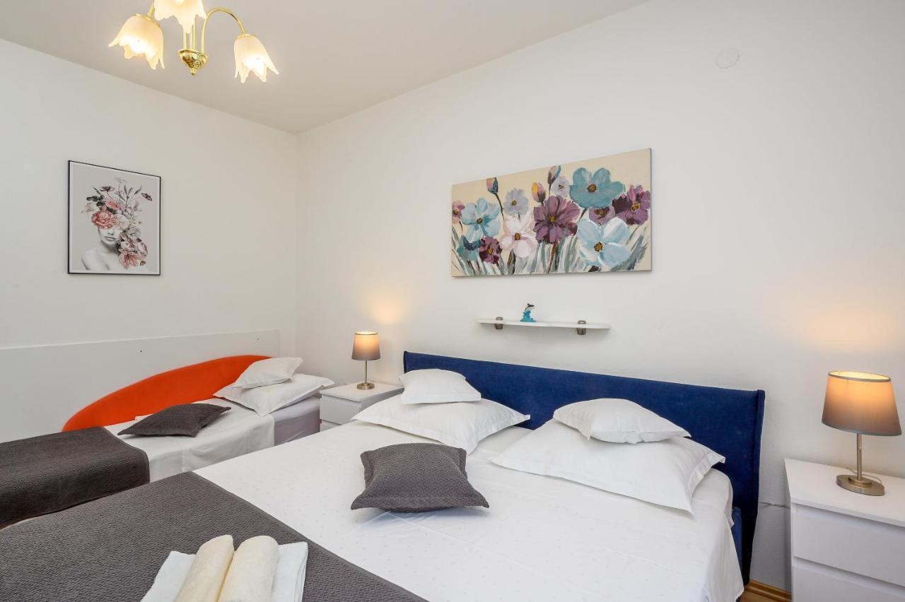 Apartments Juric Podstrana Ngoại thất bức ảnh
