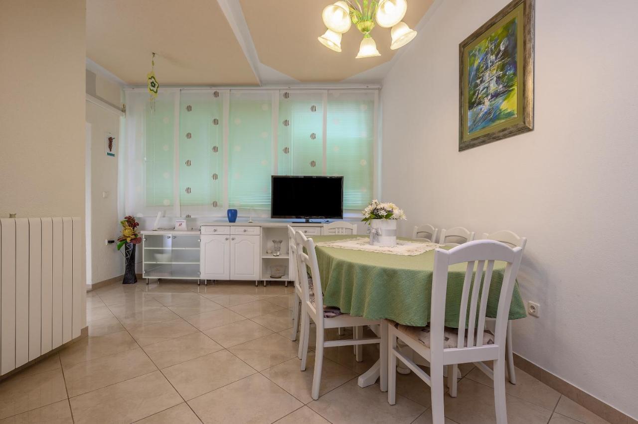 Apartments Juric Podstrana Ngoại thất bức ảnh
