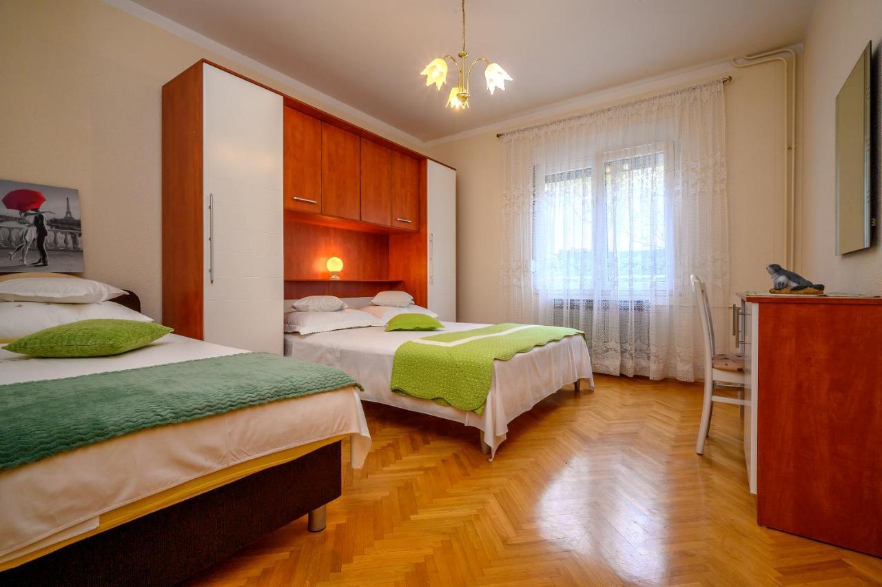 Apartments Juric Podstrana Ngoại thất bức ảnh