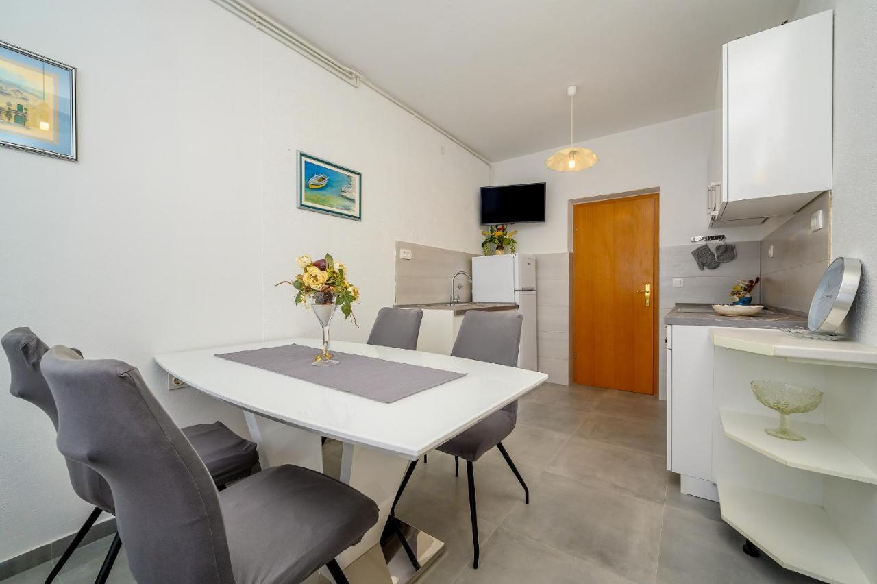 Apartments Juric Podstrana Ngoại thất bức ảnh