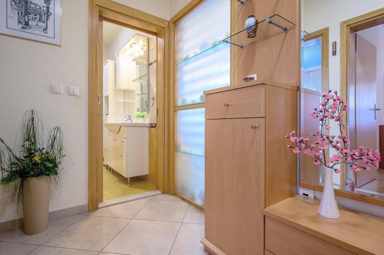 Apartments Juric Podstrana Ngoại thất bức ảnh
