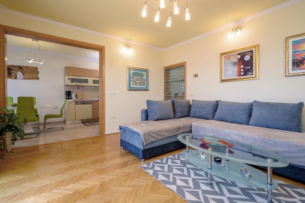 Apartments Juric Podstrana Ngoại thất bức ảnh
