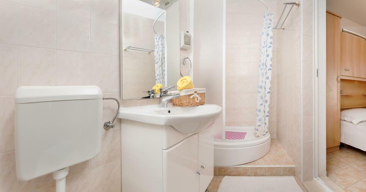 Apartments Juric Podstrana Ngoại thất bức ảnh
